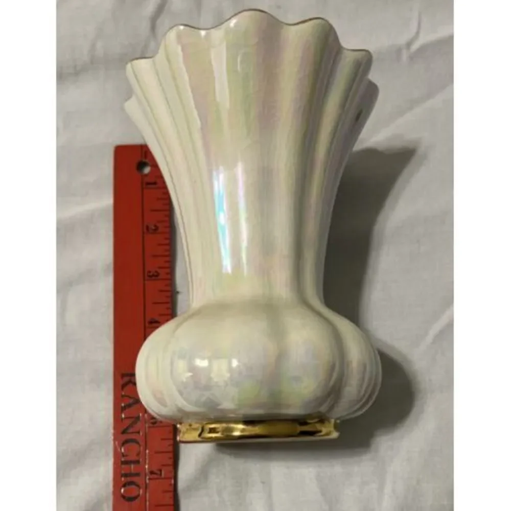 Beautiful‎ Vintage Iridescent Lusterware Vase